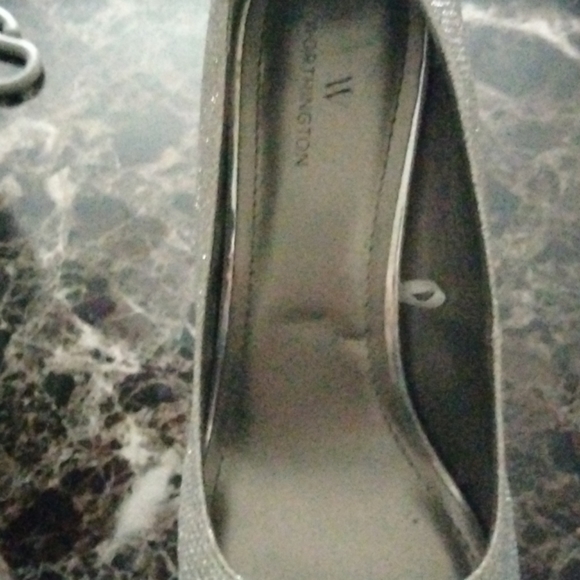 Silver Worthington high heels - Picture 2 of 7